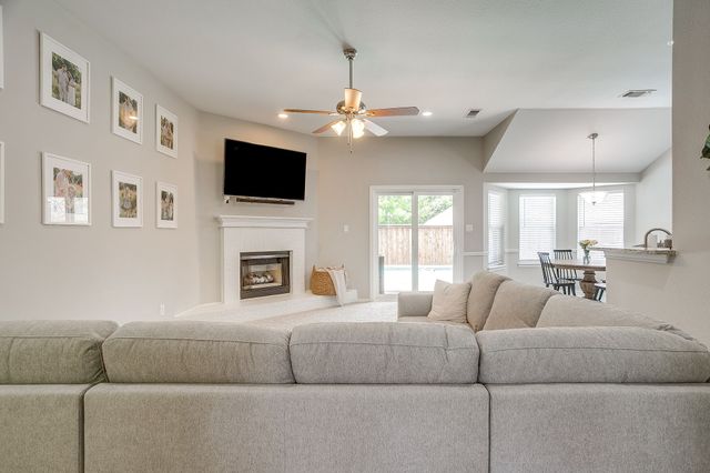 2107 Nichols Trail, Mansfield, TX 76063