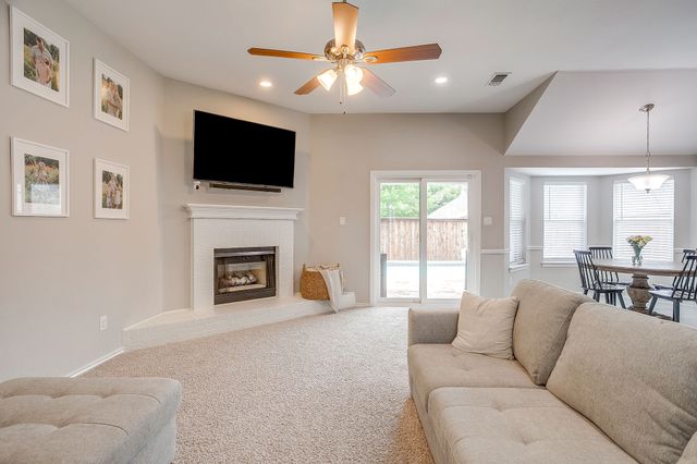 2107 Nichols Trail, Mansfield, TX 76063