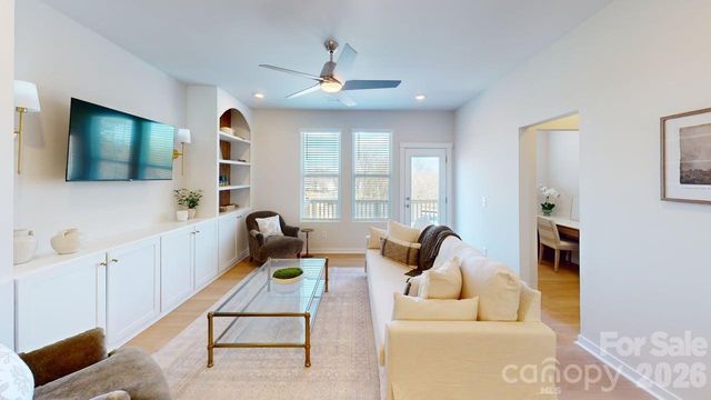 4219 S New Hope Road 6, Gastonia, NC 28056
