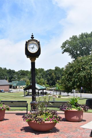 4219 S New Hope Road 6, Gastonia, NC 28056