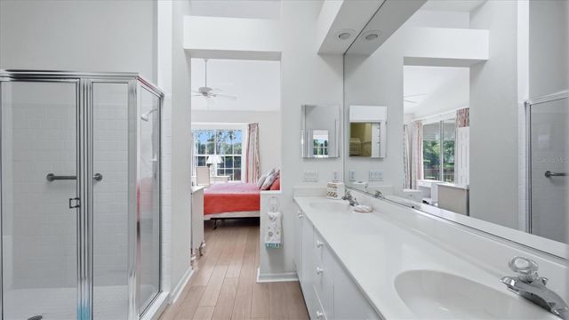 7706 WHITEBRIDGE GLEN, University Park, FL 34201