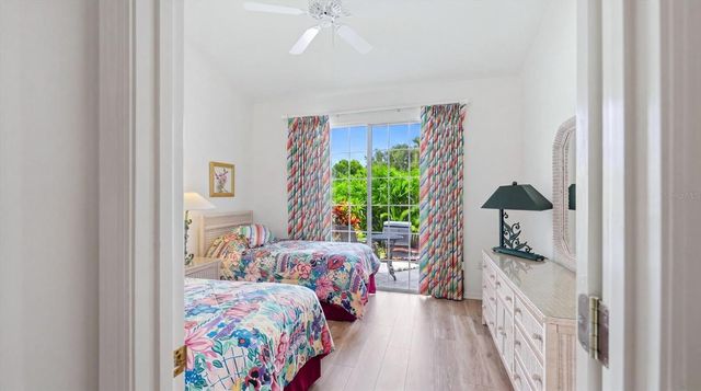 7706 WHITEBRIDGE GLEN, University Park, FL 34201