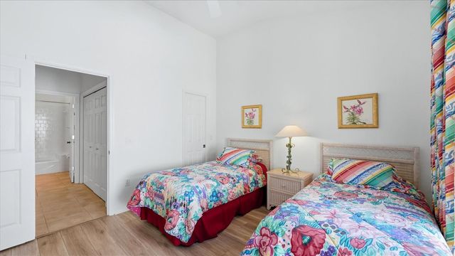 7706 WHITEBRIDGE GLEN, University Park, FL 34201