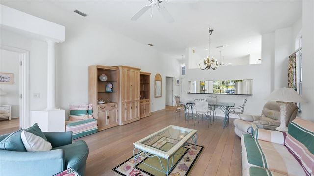 7706 WHITEBRIDGE GLEN, University Park, FL 34201