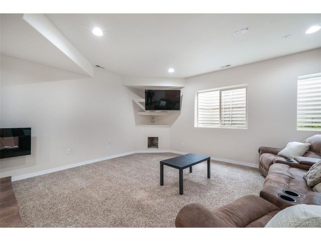 199 Walters Creek Dr, Monument, CO 80132