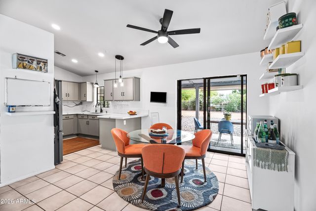 18221 N 42ND Street, Phoenix, AZ 85032