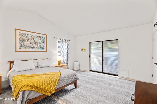 18221 N 42ND Street, Phoenix, AZ 85032