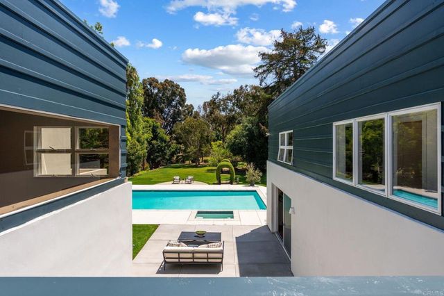 4557 Vista De La Tierra, Del Mar, CA 92014