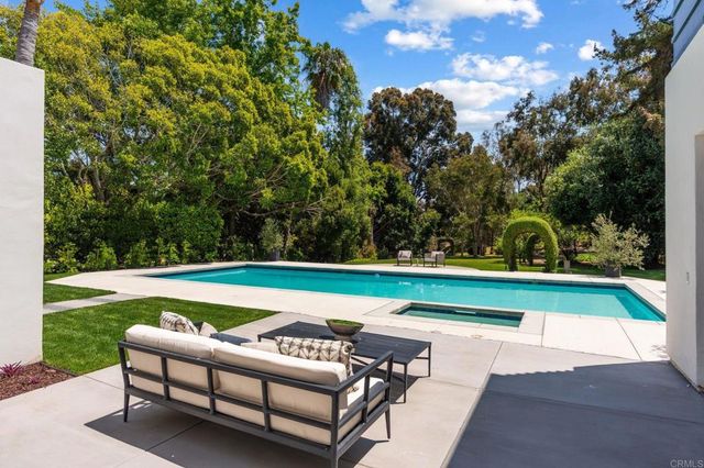 4557 Vista De La Tierra, Del Mar, CA 92014