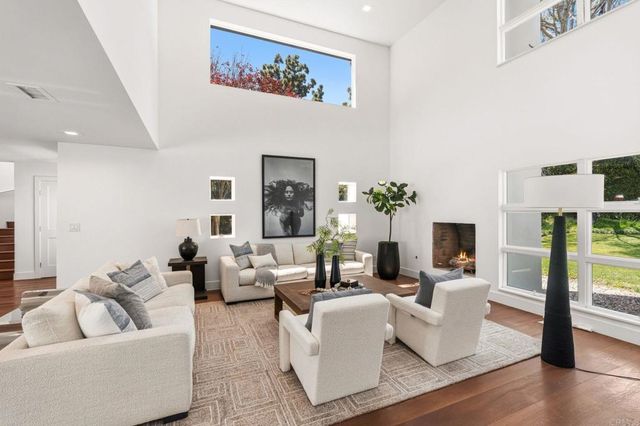 4557 Vista De La Tierra, Del Mar, CA 92014
