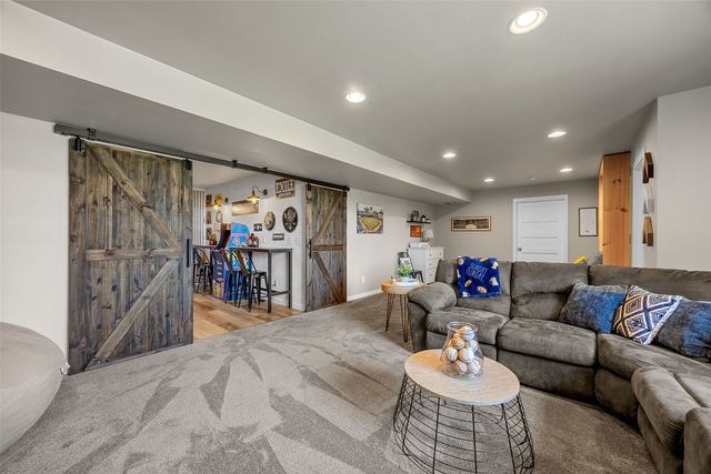 2118 Wycliffe Court SW, Cedar Rapids, IA 52404