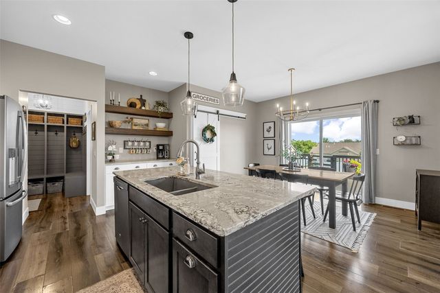2118 Wycliffe Court SW, Cedar Rapids, IA 52404