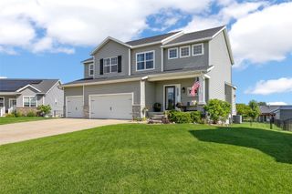 2118 Wycliffe Court SW, Cedar Rapids, IA 52404