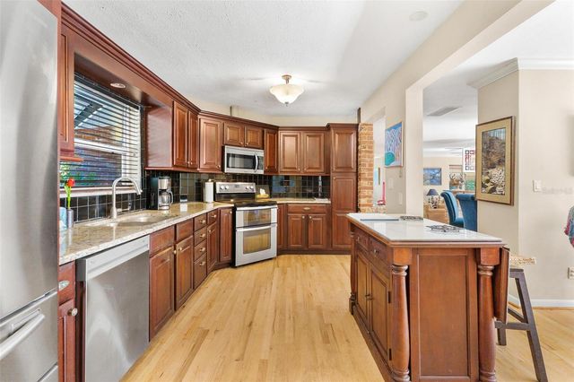 475 GUERRANT STREET, Umatilla, FL 32784