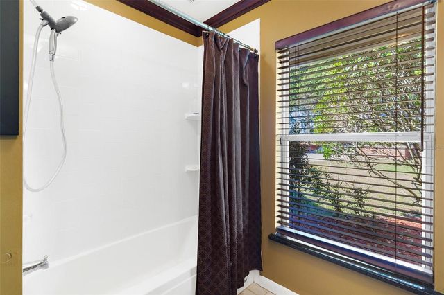 475 GUERRANT STREET, Umatilla, FL 32784