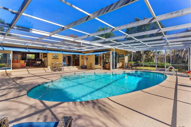 475 GUERRANT STREET, Umatilla, FL 32784