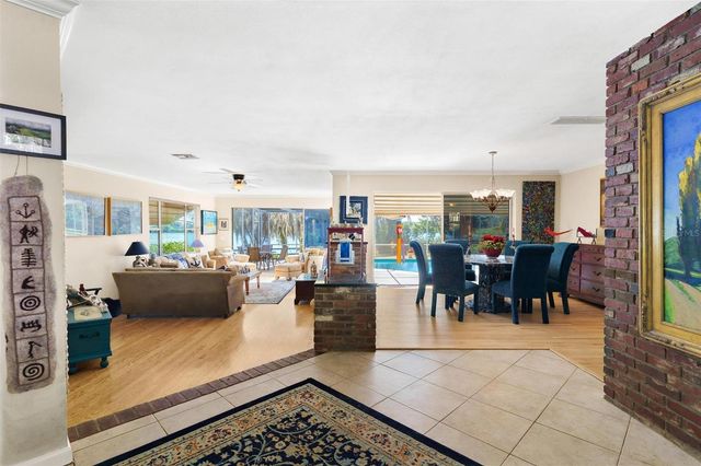 475 GUERRANT STREET, Umatilla, FL 32784