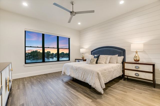 209 Houdini Way, Kingsland, TX 78639