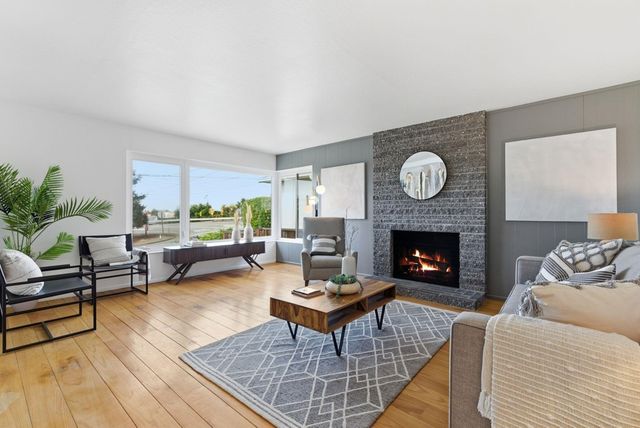 2724 Benedict Dr, San Leandro, CA 94577