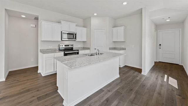 10521 Red Thistle Drive, Oklahoma City, OK 73114