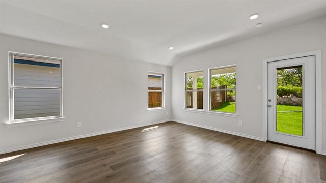 10521 Red Thistle Drive, Oklahoma City, OK 73114