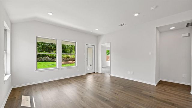 10521 Red Thistle Drive, Oklahoma City, OK 73114