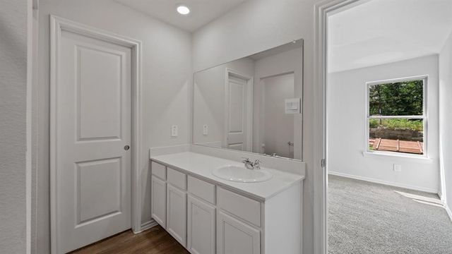 10521 Red Thistle Drive, Oklahoma City, OK 73114