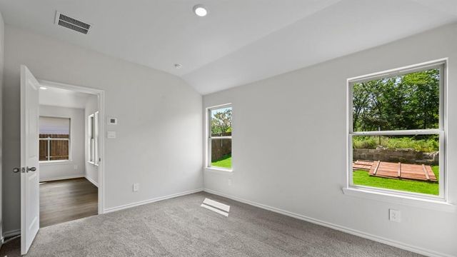 10521 Red Thistle Drive, Oklahoma City, OK 73114