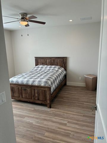 3650 Fm 932, Jonesboro, TX 76538
