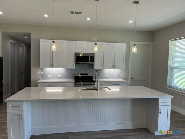 3650 Fm 932, Jonesboro, TX 76538