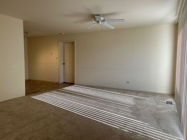 1312 Wakeby Lane 1312, Schaumburg, IL 60193