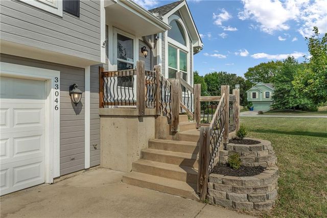33046 W 88th Terrace, De Soto, KS 66018