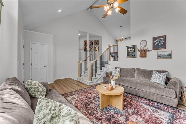 33046 W 88th Terrace, De Soto, KS 66018