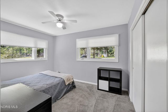 4232 Vineyard Road, Toledo, OH 43623