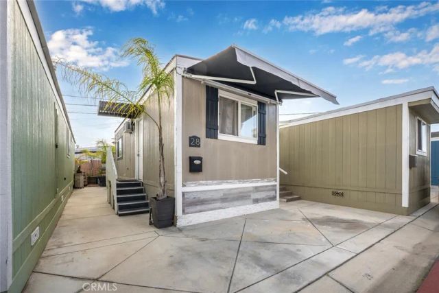 17024 S Western 28, Gardena, CA 90247