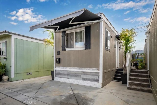17024 S Western 28, Gardena, CA 90247