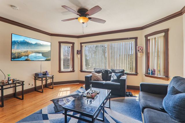 1226 W 77th Street, Chicago, IL 60620