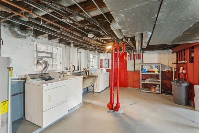 1226 W 77th Street, Chicago, IL 60620