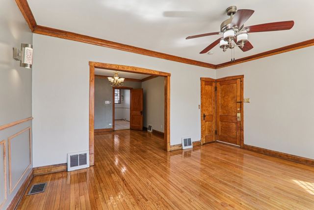 1226 W 77th Street, Chicago, IL 60620