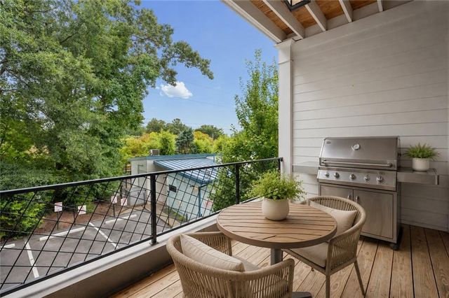 220 Colebrook Street NE, Atlanta, GA 30307