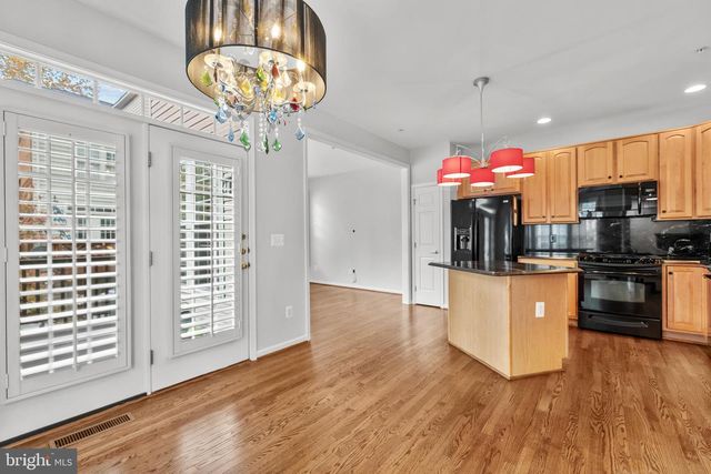 5120 GRIMM DR, Alexandria, VA 22304