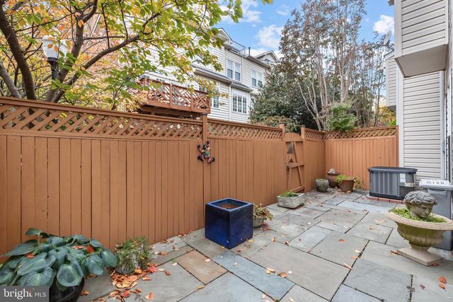 5120 GRIMM DR, Alexandria, VA 22304