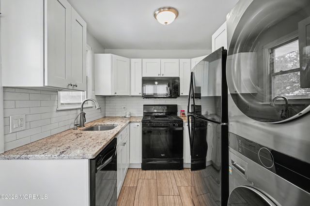 117 W Arverne Avenue, Ocean Gate, NJ 08740