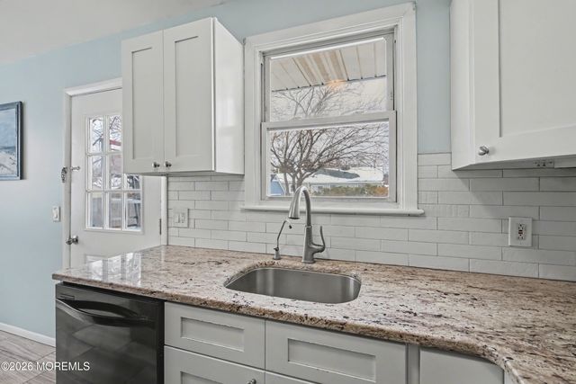 117 W Arverne Avenue, Ocean Gate, NJ 08740