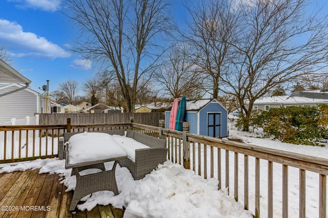 117 W Arverne Avenue, Ocean Gate, NJ 08740