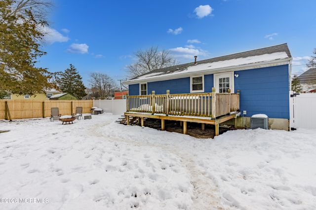 117 W Arverne Avenue, Ocean Gate, NJ 08740