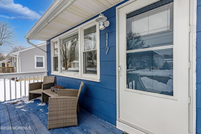 117 W Arverne Avenue, Ocean Gate, NJ 08740
