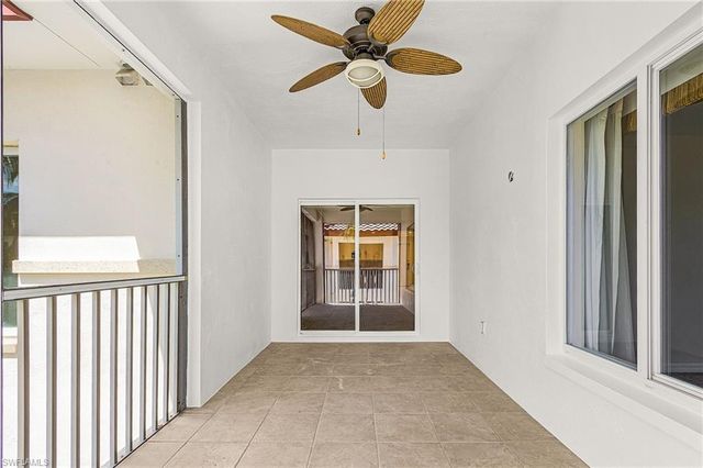 221 9th ST S 301, Naples, FL 34102