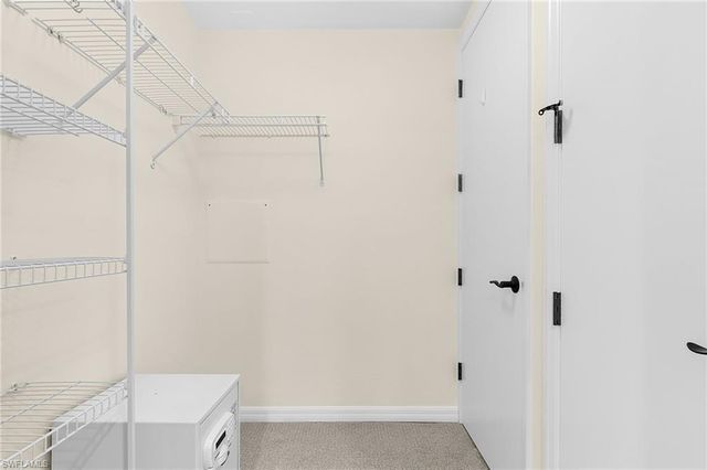 221 9th ST S 301, Naples, FL 34102