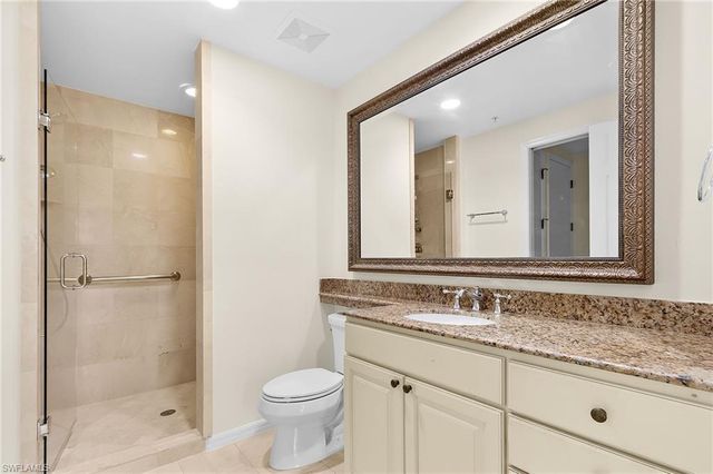 221 9th ST S 301, Naples, FL 34102